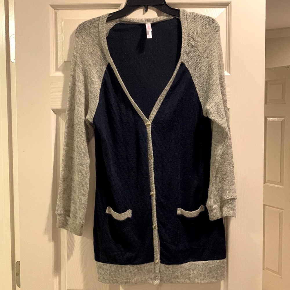 Navy & gray button up cardigan!